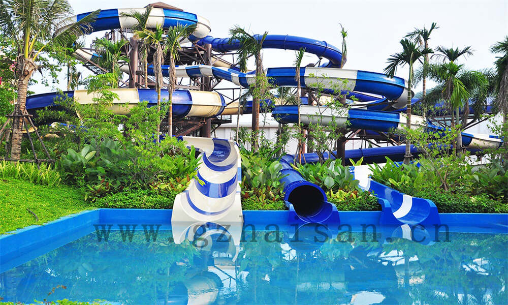 水上乐园管理中如何提升园区的服务和运营效率？