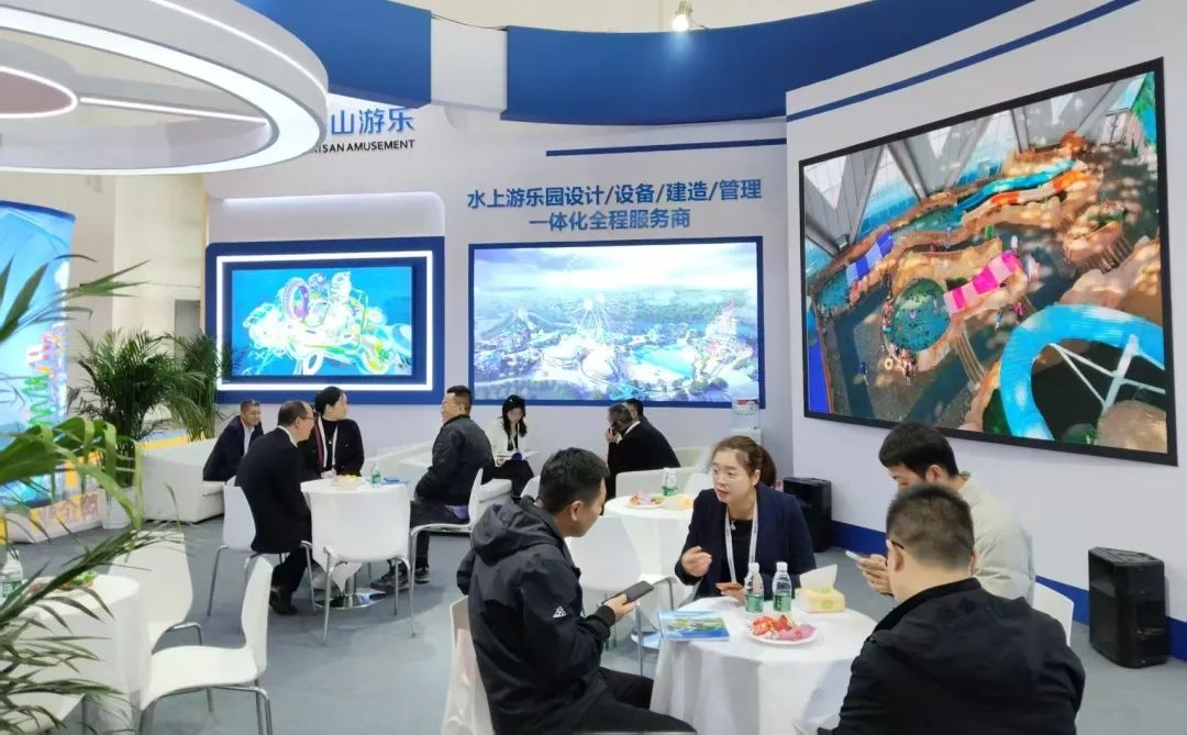 齐聚北京，共绘蓝图 | jinnianhui今年会游乐亮相2025北京国际游乐展，展现行业领军者风采